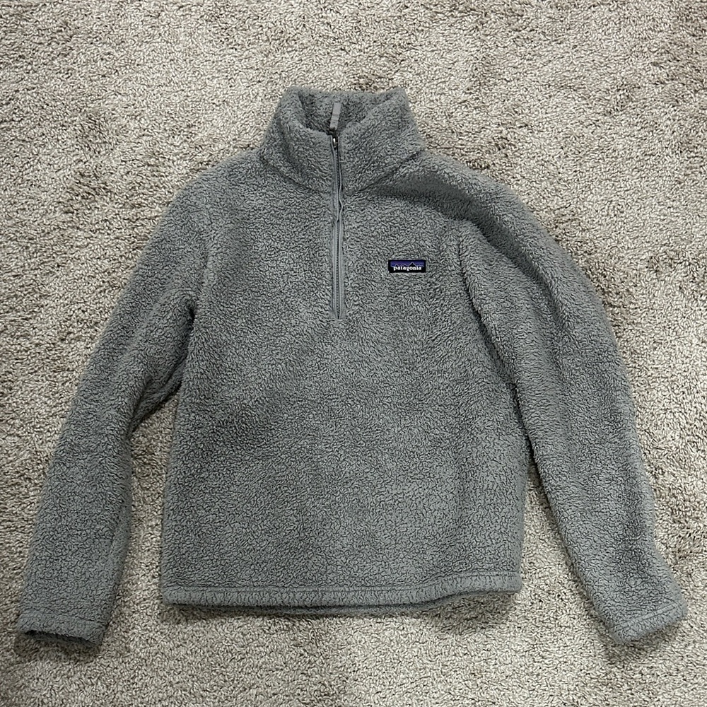 Patagonia Women’s M Gray Half-Zip Teddy Fleece Pullover